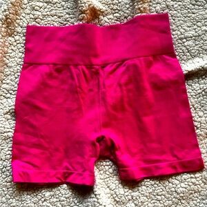 Zyia Seamless Pink Shorts